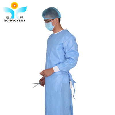 Ao nível 3 vestido cirúrgico descartável vestindo-se de esfrega SMS 35 G/M
